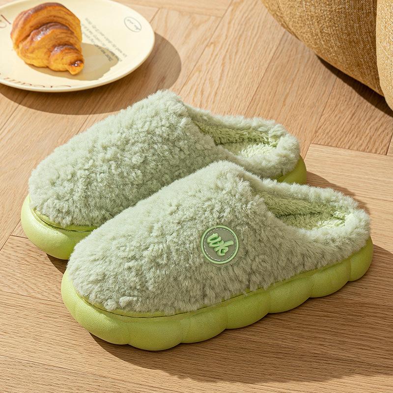 Mao Mao cotton slippers for home use in winter for couples, comfortable thick soles, non-slip and velvet to keep warm 2025 new cotton shoes