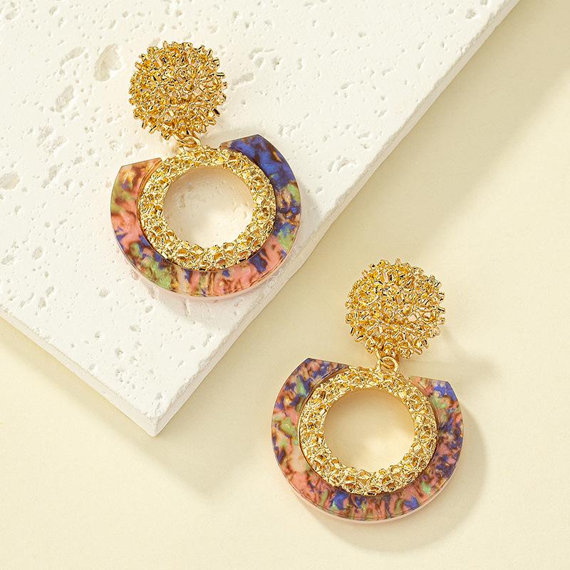 Retro Palace-Inspired Stud Earrings – Classic Vintage Jewelry for Women’s Sophisticated Look