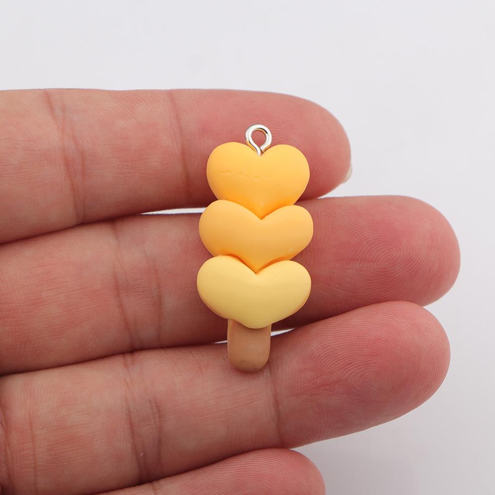 5pcs/lot Cartoon Cute Heart Lollipop Charms Pendant Resin Gradient Color Three Love Heart for DIY Jelewelry Making Accessories