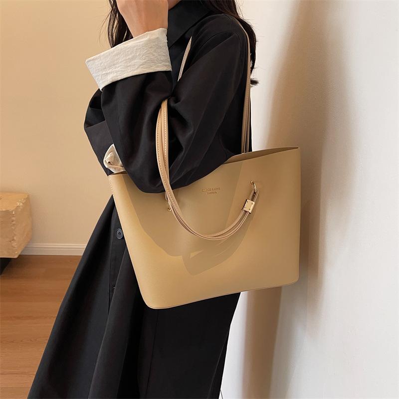 Concert Bag Women'S Bag Large Capacity Armpit Bag Texture Foreign Tote Bag Shoulder Bag