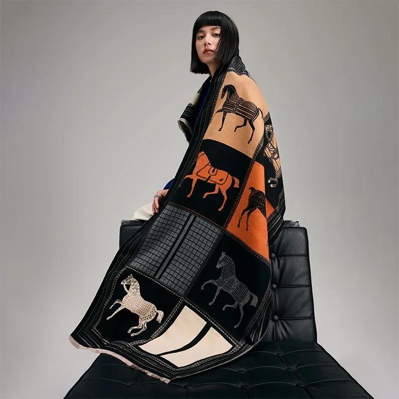 Color Block Horse Collision Fashionable And Atmospheric Ladies' Imitation Cashmere Warm Scarf Shawl Neck