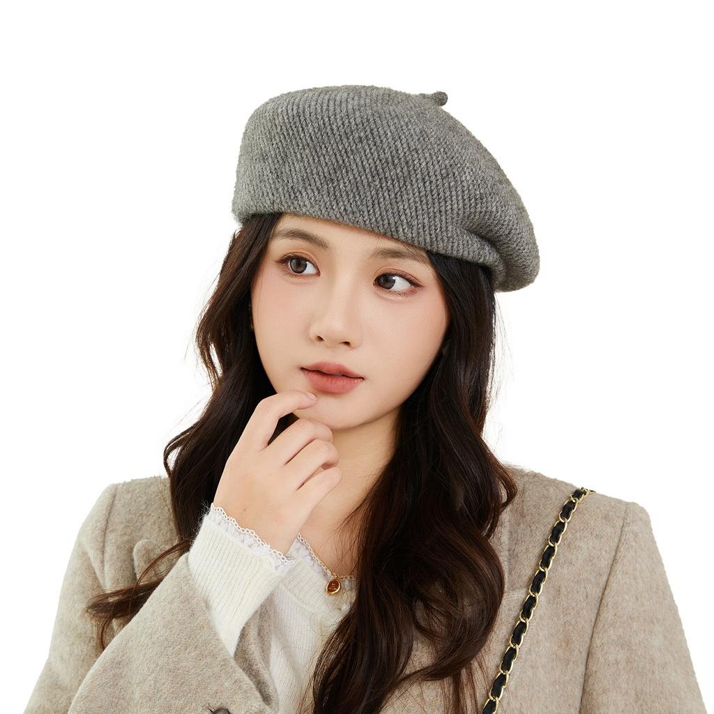Female Solid Color Beret Casual Artistic Bud Hat Outdoor Autumn and Winter Warm Painter Hat