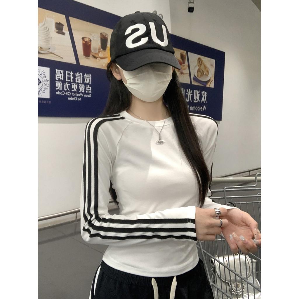 Design Sense Bar Slim Bottom Shirt Female Spice Girl Wind Straight Shoulder Skinny Top Spring Long Sleeve T-Shirt Inside