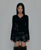 Gillaakaibeu Cross Button Collar Long Sleeve_Black
