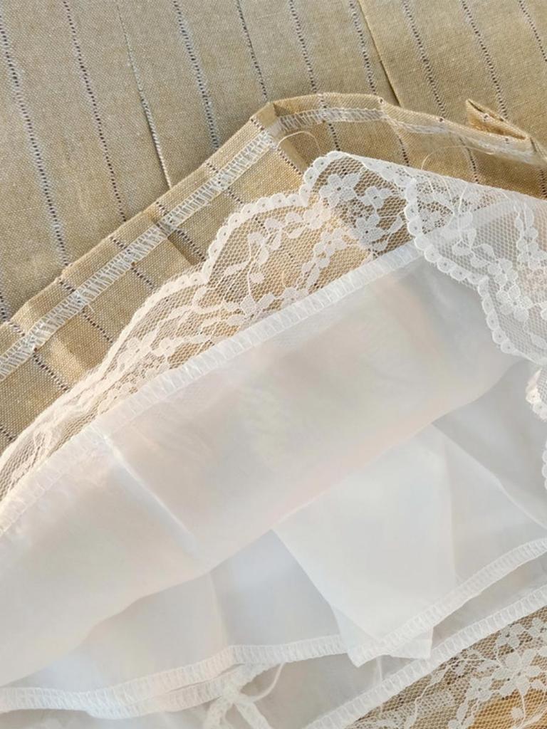 Jupe Plissée Femme Bordure Dentelle Sexy Mini Jupe Été Mode Coréenne Bas Décontractés Femme Vêtements Streetwear Vintage Y2k