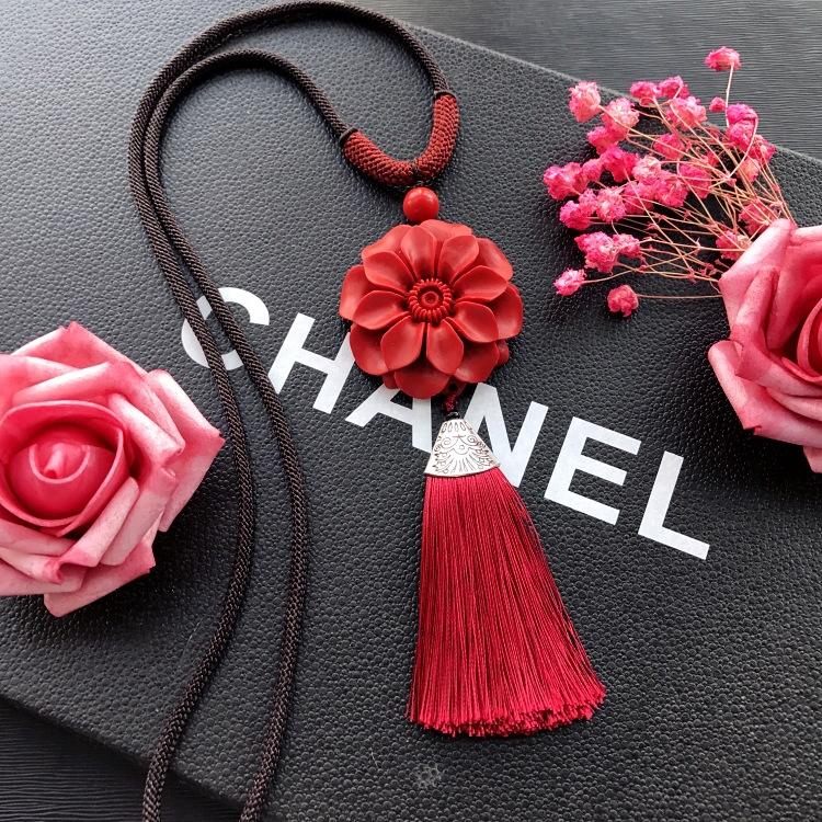 Neoclassical Chinese red cinnabar fringed necklace retro fashion long versatile sweater chain four seasons ethnic style accessories