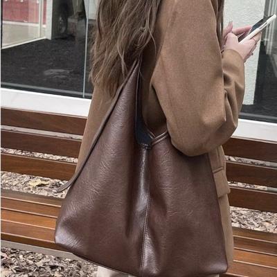 Large Capacity Bag for Women 2025 New Simple Soft Leather Single Shoulder Underarm Bag Retro Commuter Crossbody Mother-Daughter Bag