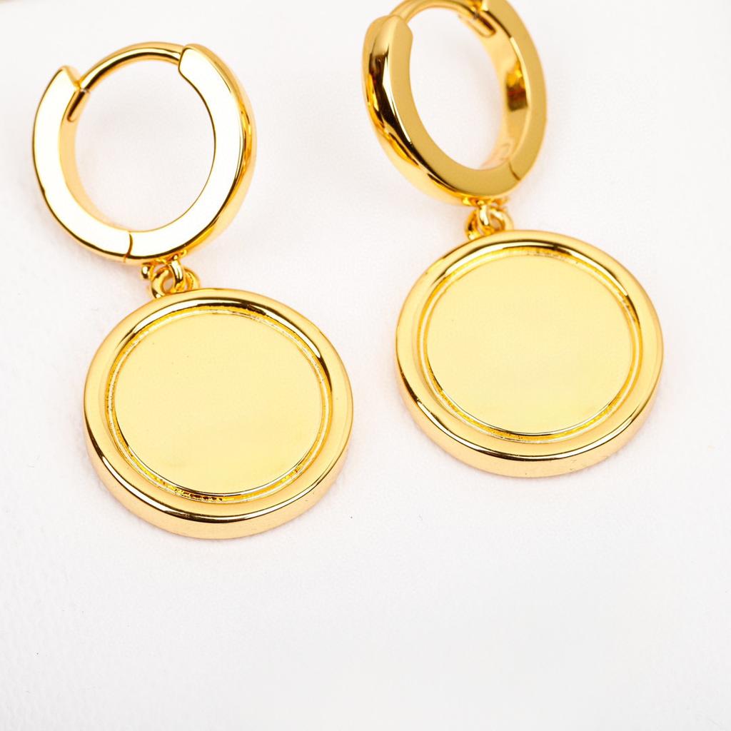 New Hot Brand Vintage Earrings for Women Gift Luxury Jewelry Fashion Designer Eardrop Copper Minority Lady Party Stud Earrings