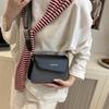 Premium Wide Shoulder Strap Small Square Bag Women's New Fashion Versatile Shoulder Bag Simple Commuter Messenger Bag Bags