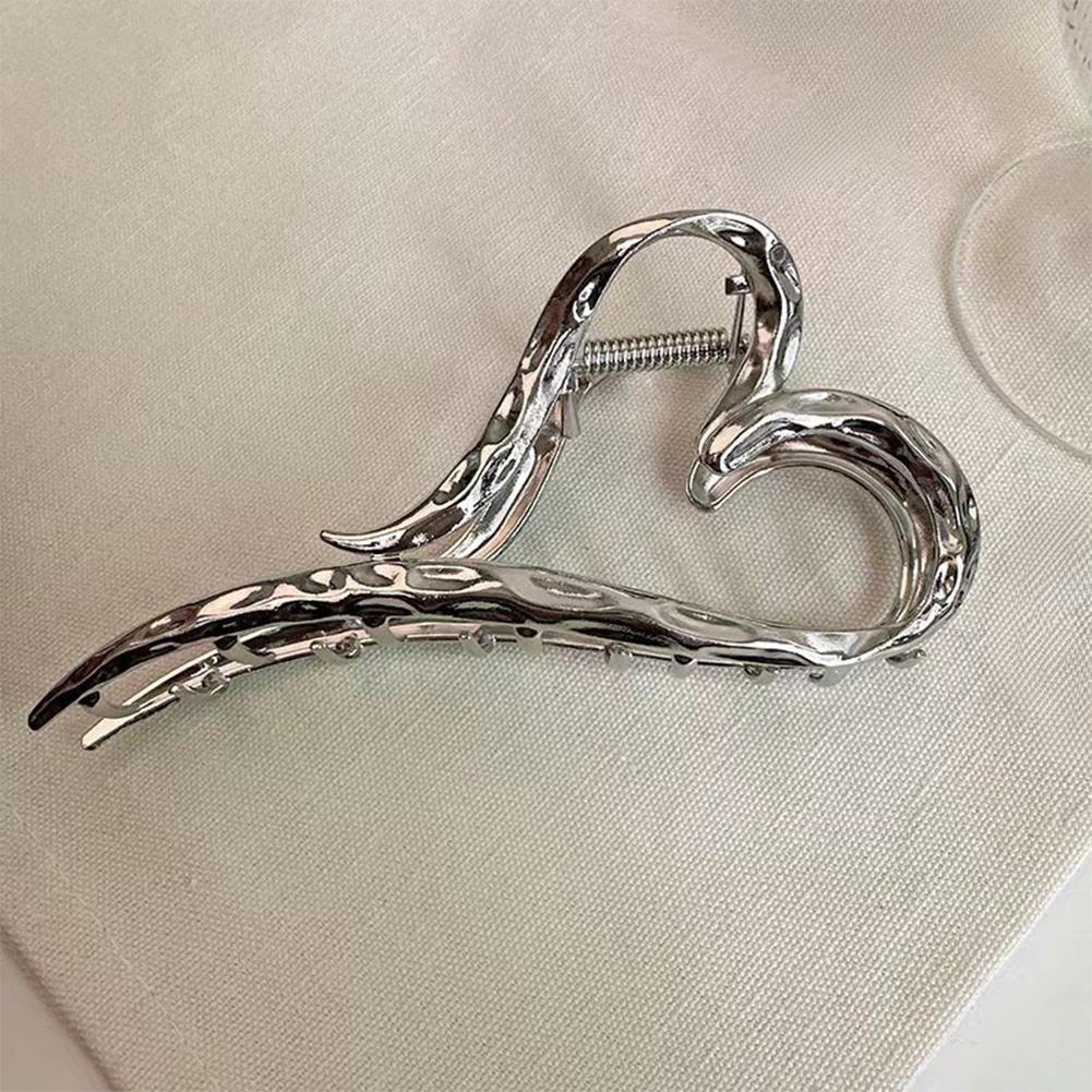 Alloy Heart Elegant Hair Claw Clip Non Slip Large Shark Clip Fashion Women Daily Hair Accessories