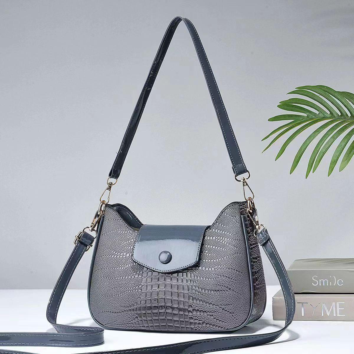 

Новая модная простая просторная маленькая сумочка через плечо на одно плечо с корейским узором крокодила серый