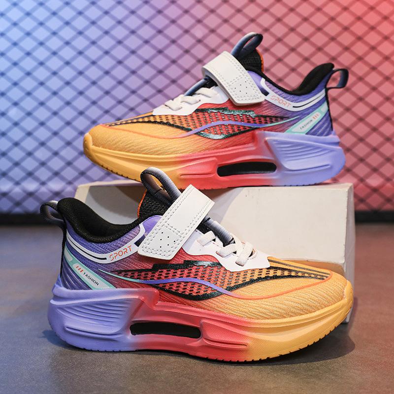 Children's Sports Shoes Men's Shoes Lightweight Mesh Breathable Medium and Older Children's Soft-soled Running Shoes 2025