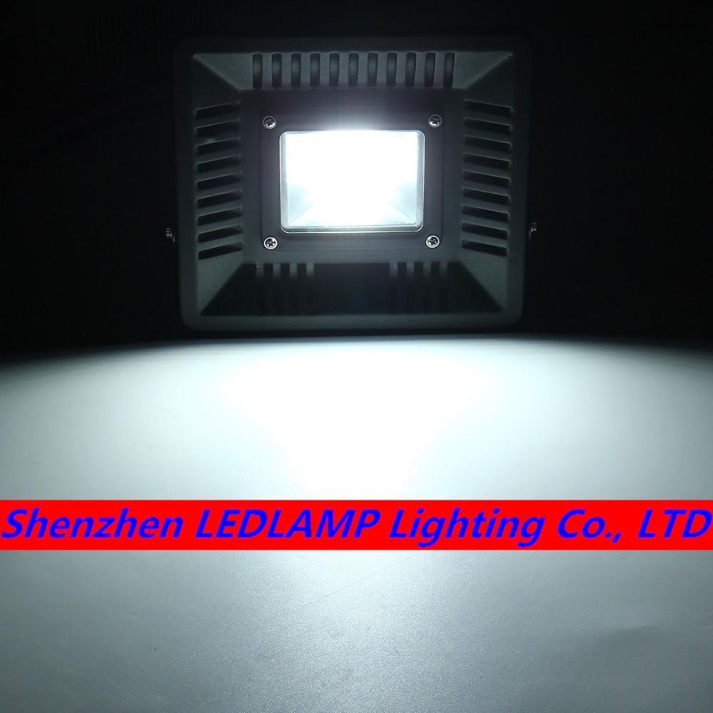 30W LED Flood Light LED Floodlight AC220V 230V 240V IP65 Outdoor light LED Reflector Warm/Cold White