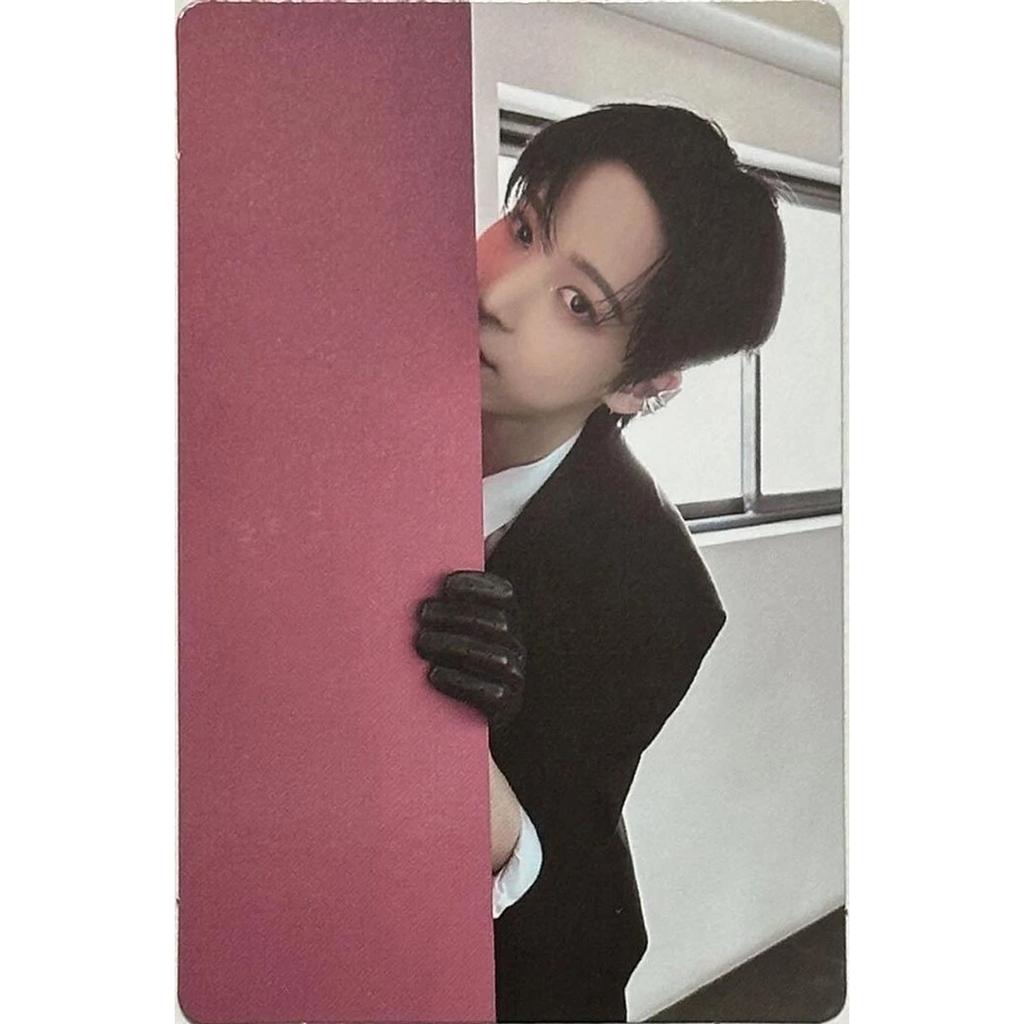 ATEEZ THE WORLD EP.2:OUTLAW A / DENÍK / JEDNOTKA DENÍKU / Z ver. OFICIÁLNÍ FOTOKARTA