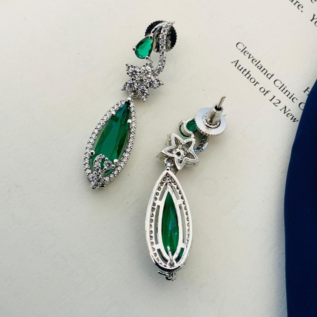 Silver Plated Diamond Round Necklace Set Diamond Necklace Set for Women