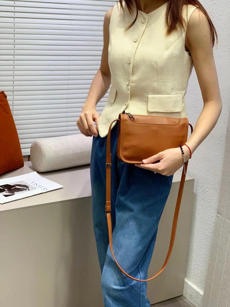 Women's Full-Grain Leather Crossbody Handbag - Lightweight Small Square Phe Bag City Strolling Stylish Everyday Purse