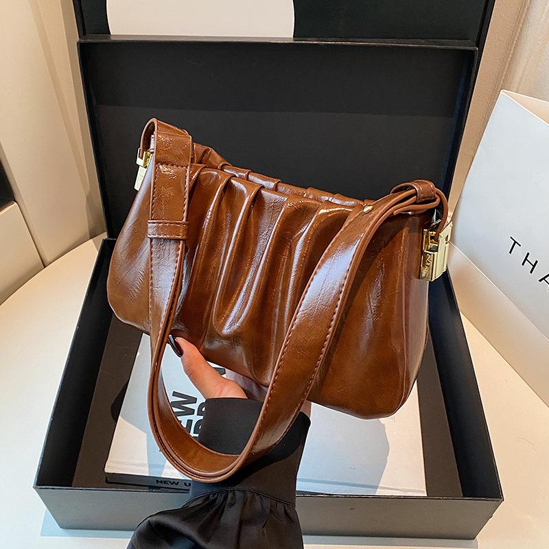 French niche texture underarm commuter bag women's 2025 new simple retro small square bag pleated shoulder messenger bag