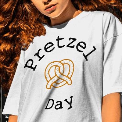 T-shirt Jour du Bretzel: T-shirt inspiré de The Office, Cadeau pour fan de Stanley Hudson