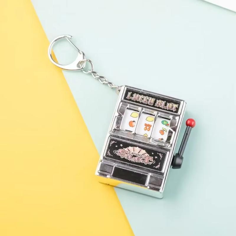 1Pcs Creative Fruit Slot Machine Keychain Mini Funny Gambling Toy Key Ring Portable Backpack Accessory for Travel Use