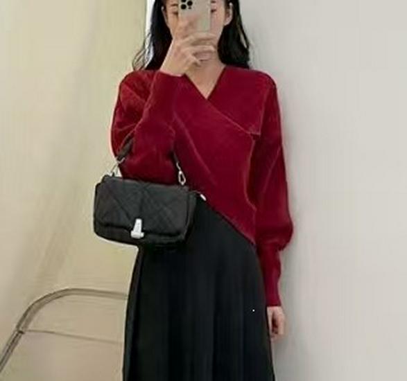 Women's Korean Style Cross V-Neck Sweater - Plain Color, Loose Design, Long Sleeve Knitwear for Autumn/Winter 2026.