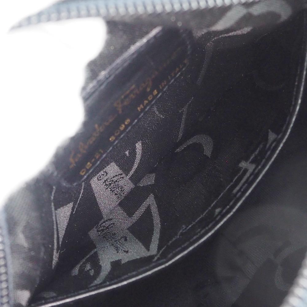 Salvatore Ferragamo Vala Shoulder Bag DE-21 3096 black Patent leather Women Used