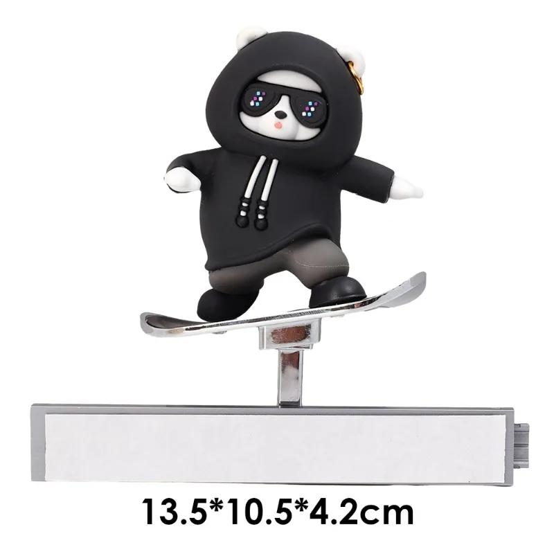 

Автомобильный мультяшный орнамент скейтборд медведь милая кукла для Tesla Modey Y дисплей автомобиля экран украшения аксессуары чёрный