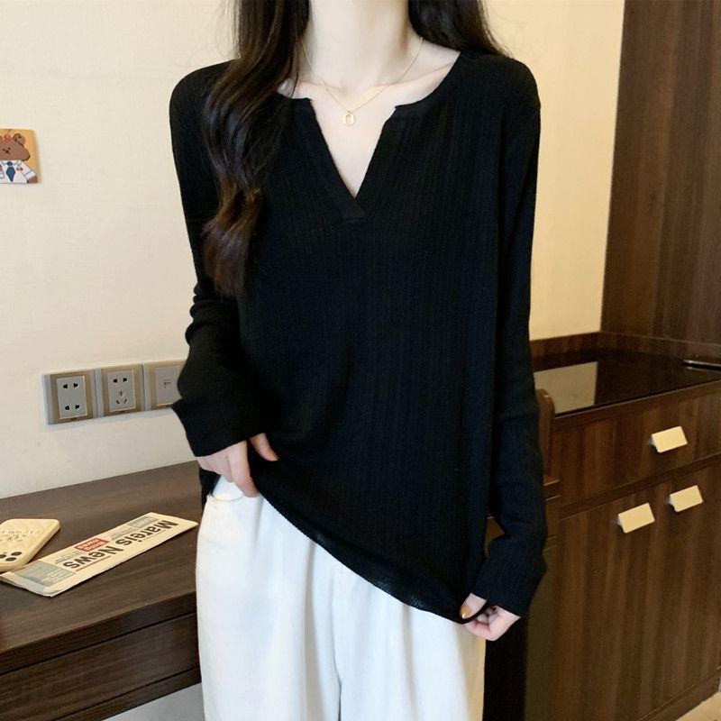 2025 Autumn V-Neck Knitted Sweater for Plus Size Women - Slimming, Long Sleeve, Korean Style
