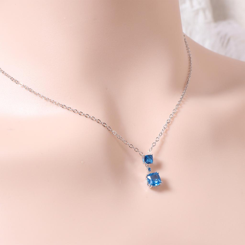 Earrings Light Luxury Zircon Earrings for Women Romantic Niche Design Temperament Summer High-end Earrings Set