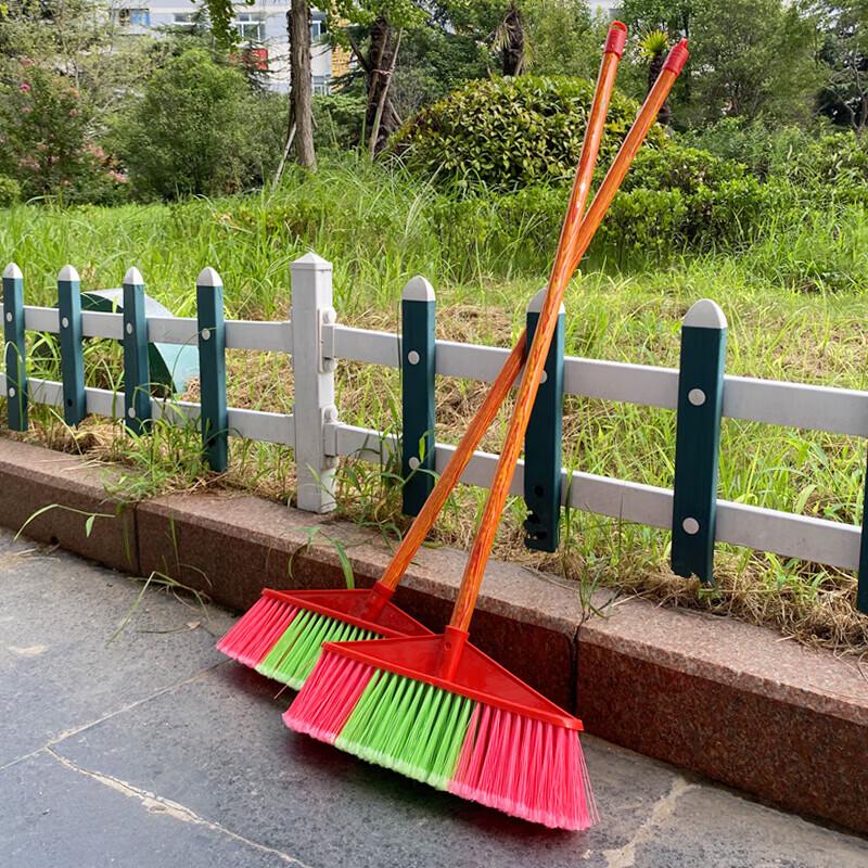 Lanshi 617-Y Hard Bristle Wooden Handle Broom (10-Pack)