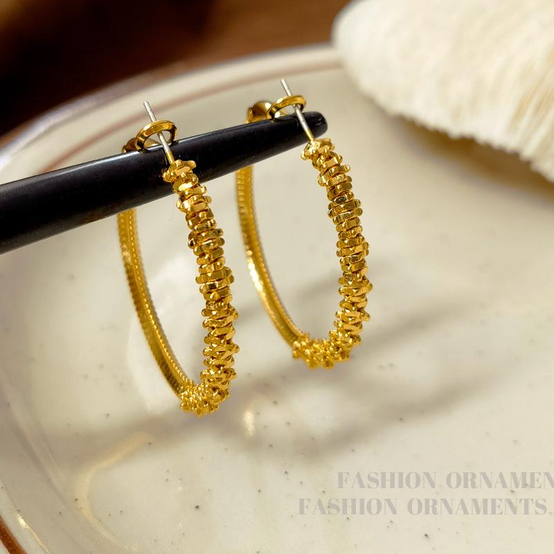 Elegant Chinese-Style Earrings & Necklace: Trendy, Versatile, Personalized Accessories for All Customers