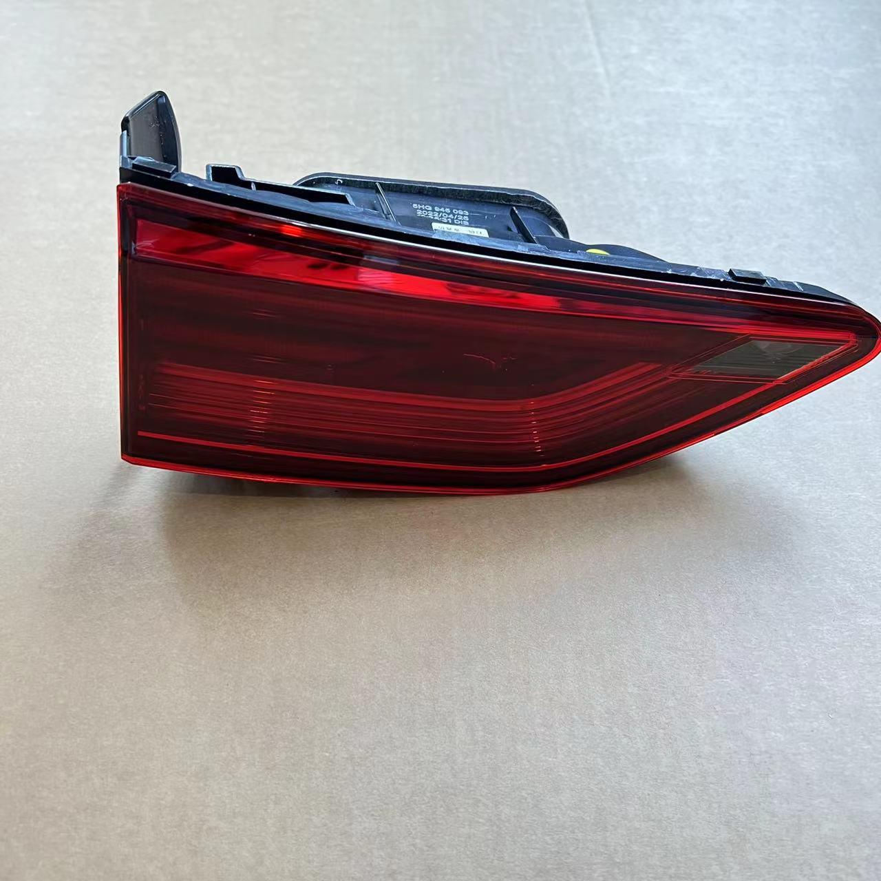 

Задний фонарь для Golf 8 GTI/Rline с последовательным указателем поворота Co-driver Flat Light (Low)