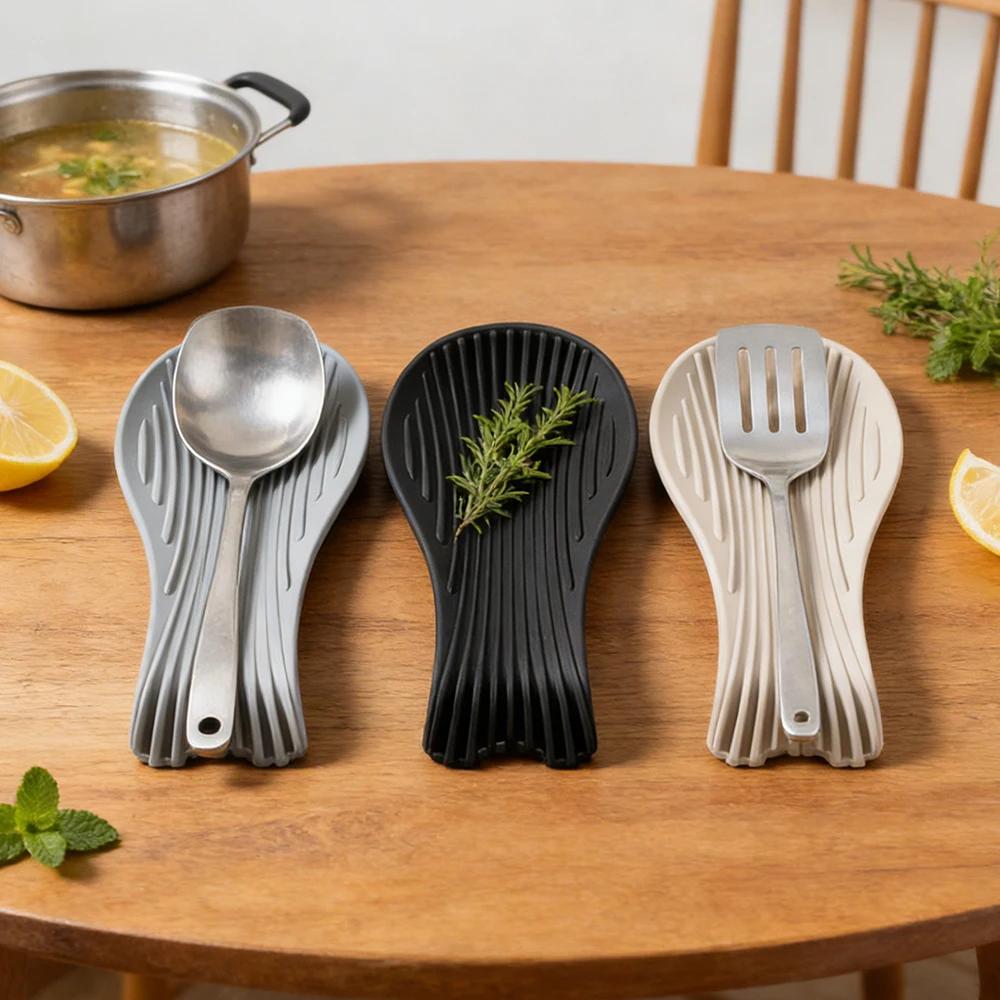 1 Stück Silikon Küchenutensilien-Tablett Küchenspatel Suppenlöffel Silikonlöffelhalter Haushalt Dicke Isolierte Silikonlöffelunterlage