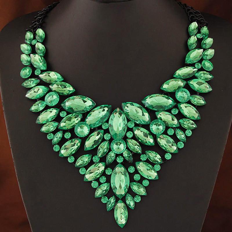 Fashion Geometric Alloy Pendant Necklace For Women With Gemstone Accents