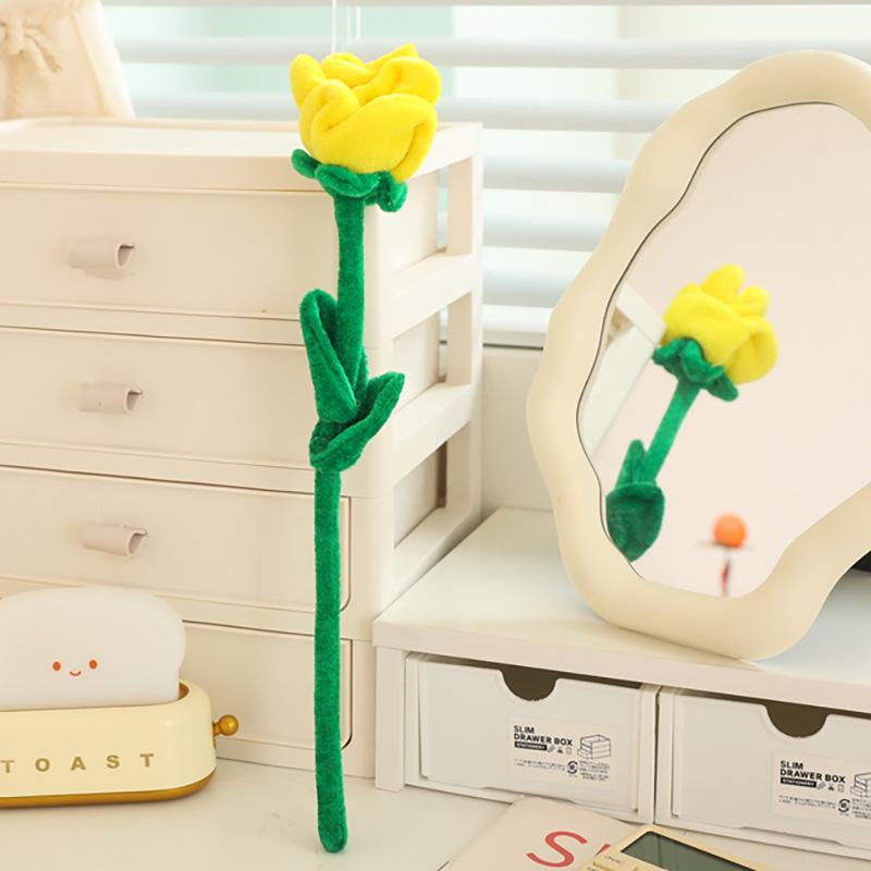 Yilu Shenghua Rose Plush Fabric Bouquet: Simulated Flower Arrangement Prop & Curtain Tieback, Ideal for Wedding Gifts.