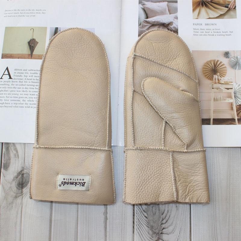 New Winter Warm Women's Sheepskin Gloves Thickened Wool Lined Solid Finger Leather Gloves