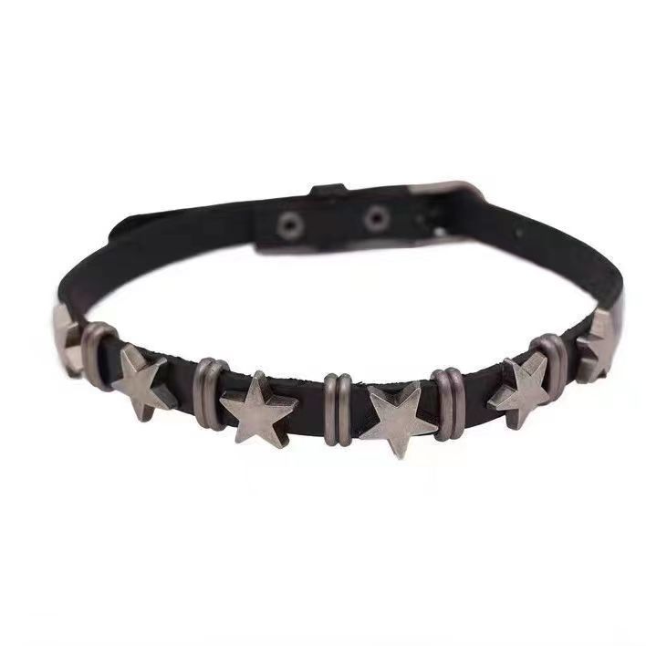 Dark babes wind retro pentagram star leather choker collar female niche design collarbone chain punk necklace