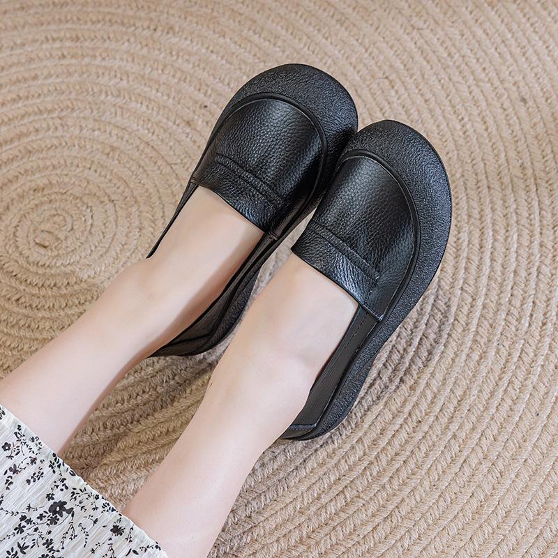 Neue Pedal atmungsaktive Volllederschuhe Mutterleder rutschfeste weiche Sohle bequeme flache Einzelschuhe Damenschuhe