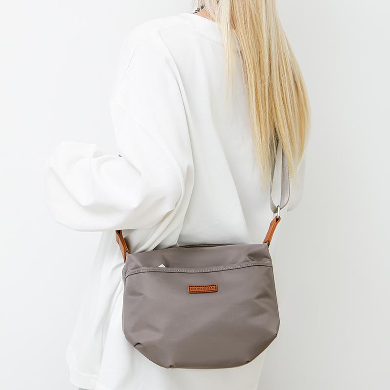 Women's Lightweight Crossbody Bag Solid Color Shoulder Bag