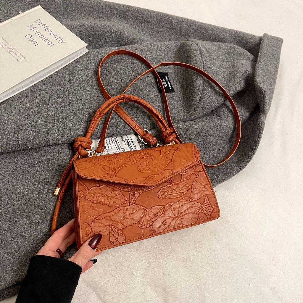 Autumn Womens Small Square Shoulder Bag Premium Textured Crossbody Bag Fashion Minimalist Versatile Handbag Purse KTB