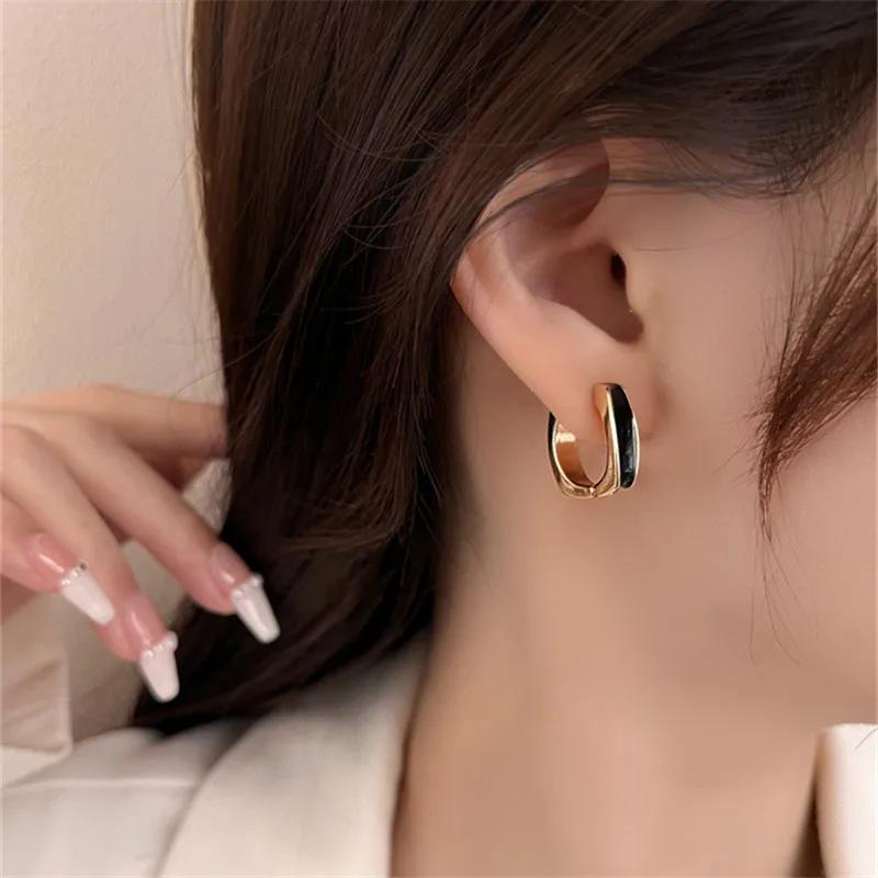 Trending Square Texture Hoop Earring Korean Exquisite Minimalist Geometric Earrings for Women Girls Retro Fashion Jewelry Gift