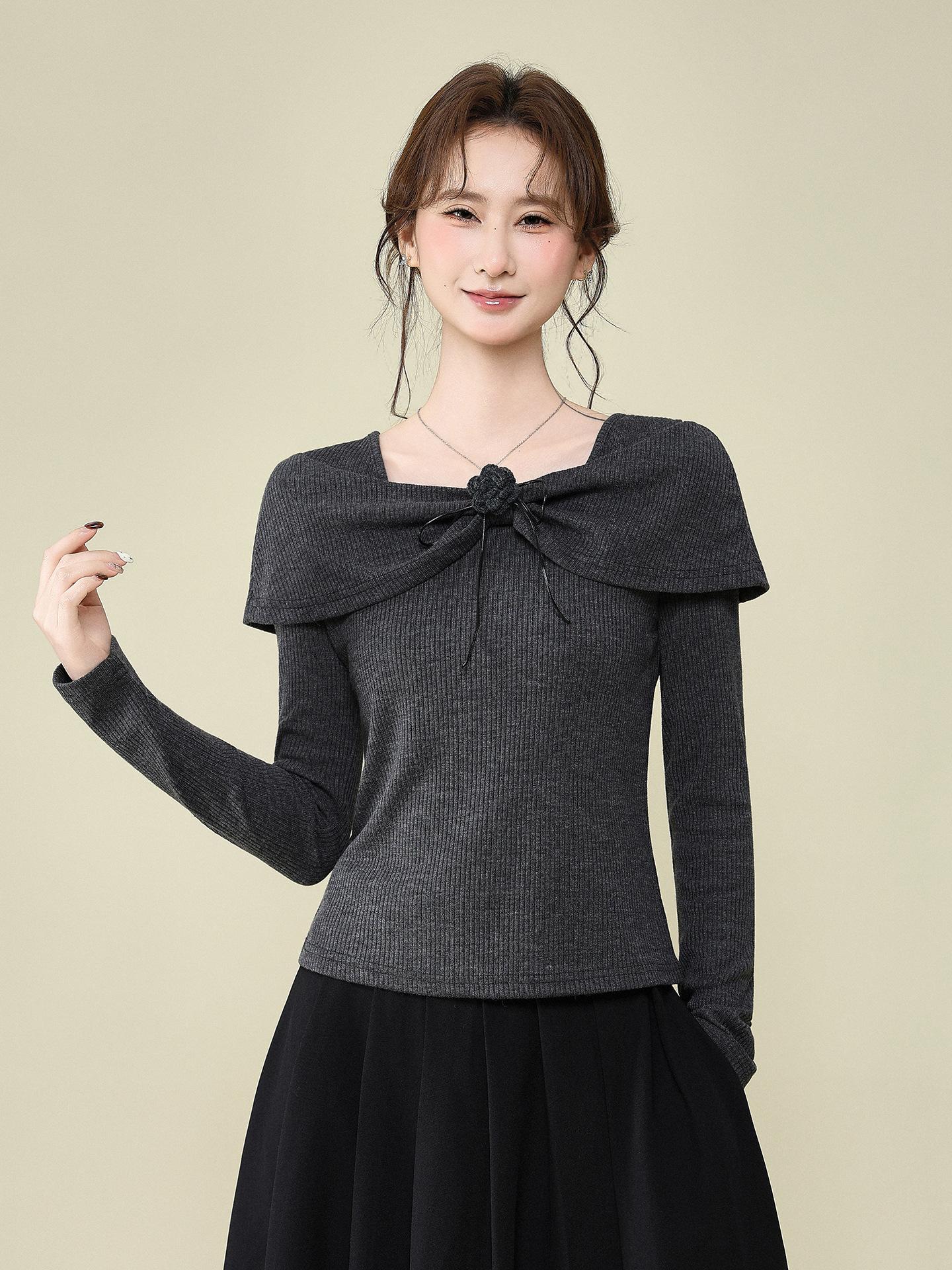 

Dark gray V-neck design fake shawl flower base T-shirt women s winter new Korean soft soft waxy inner S темно-серого