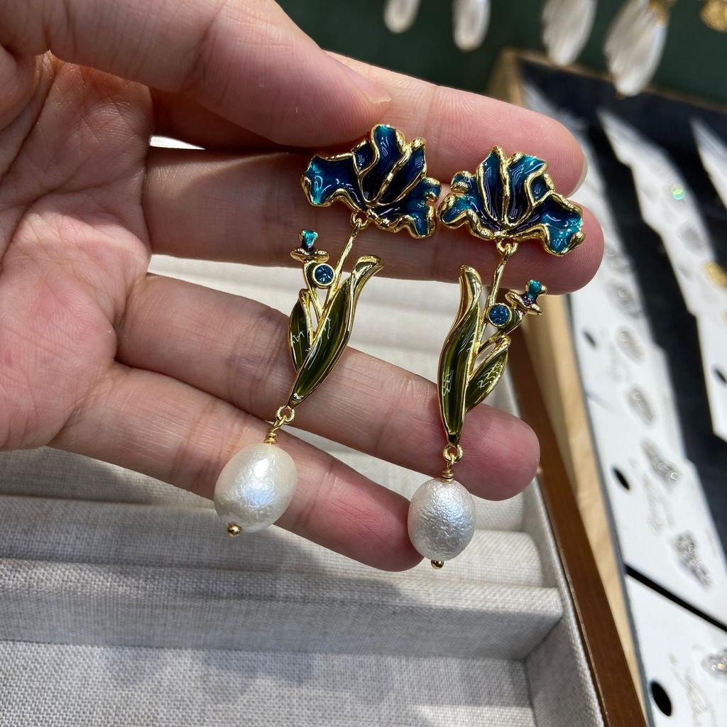 Exquisite Painted Oil Blue Enchantress Enamel Rose Earrings Fashion Oil Drop Pearl Flower Earrings Earrings