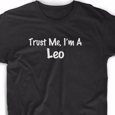 Oberteile – T-Shirts