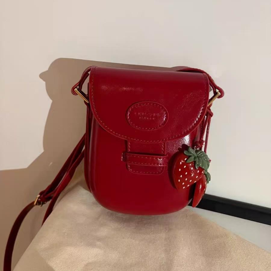 

Nanfeng Versatile Trendy Strawberry Mobile Phone Bag Girl 2025 New Trendy Girl Super Hot Exquisite Red Crossbody Bag Girl