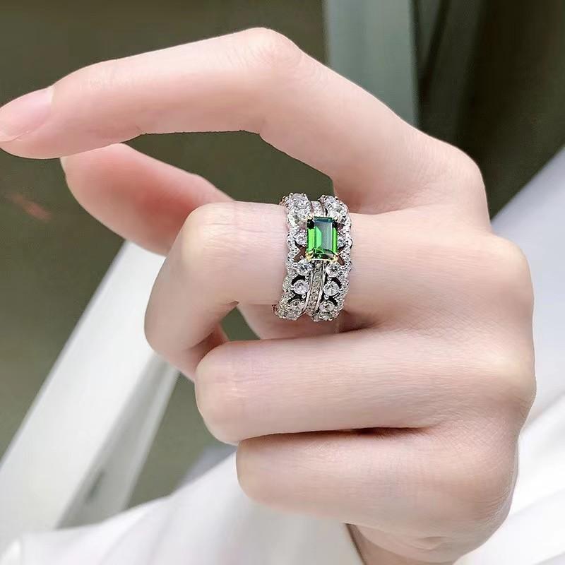 S925 Silver Ring Emerald S925 Sterling Silver Women's Ring High-end Grand Full Diamond Inlaid Classic Elegant Fashion Versatile Ring