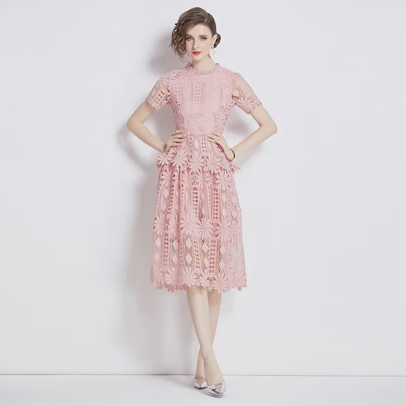 2024 Elegant Slim Lace Midi Dress