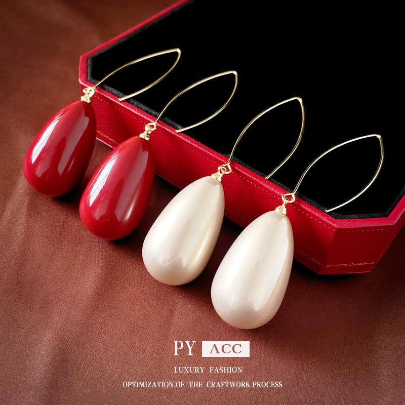 Elegant French Teardrop Pearl Earrings: Simple, High-End Retro Design for Women