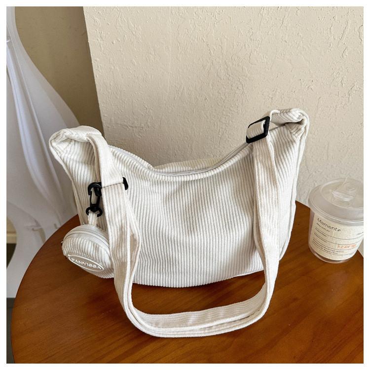 

New Trendy Korean Style Crossbody Bag For Women With Coin Purse Minimalistic Design And Urban Chic Multiple Colors Available белый