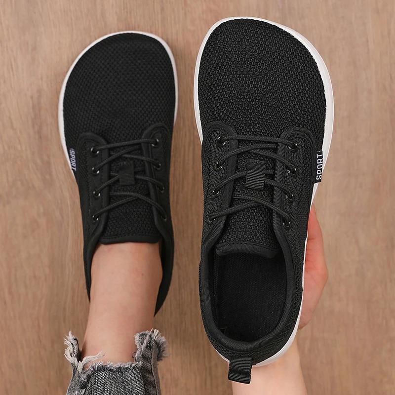 Fashion Men Casual Flat Shoes with Slip On Design Lightweight Walking Shoes Large Size Simple and Comfortable Soft Sports Shoes Women