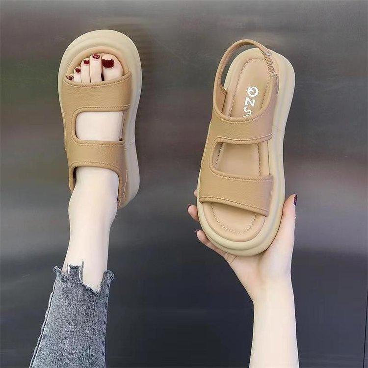 

Soft leather platform sandals women s 2025 new summer versatile outer wear Roman beach shoes soft sole non-slip women s sandals 40